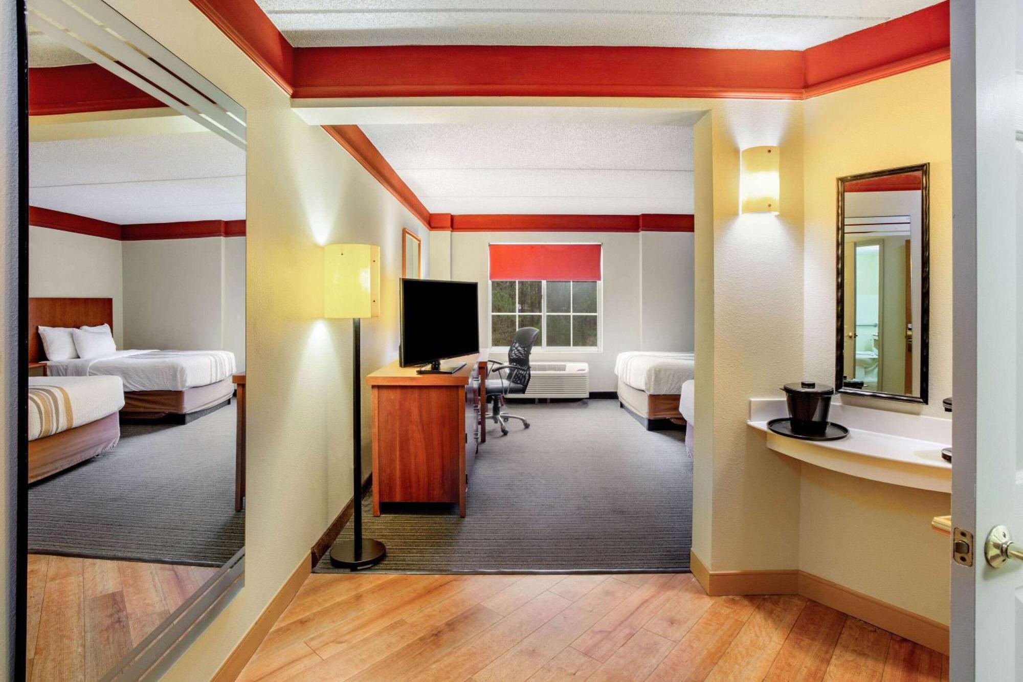 La Quinta By Wyndham Raleigh/Durham Southpoint Otel Dış mekan fotoğraf